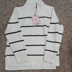 Carolyn Taylor Ivory and Navy Striped Turtleneck Sweater